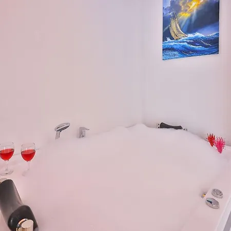 Luxury With Private Pool For 4 People In Patara וילה *