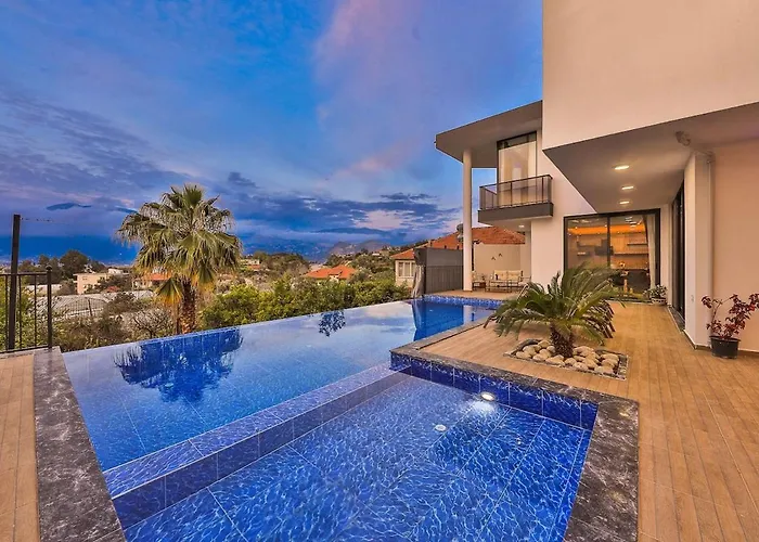 فيلة Luxury With Private Pool For 4 People In Patara